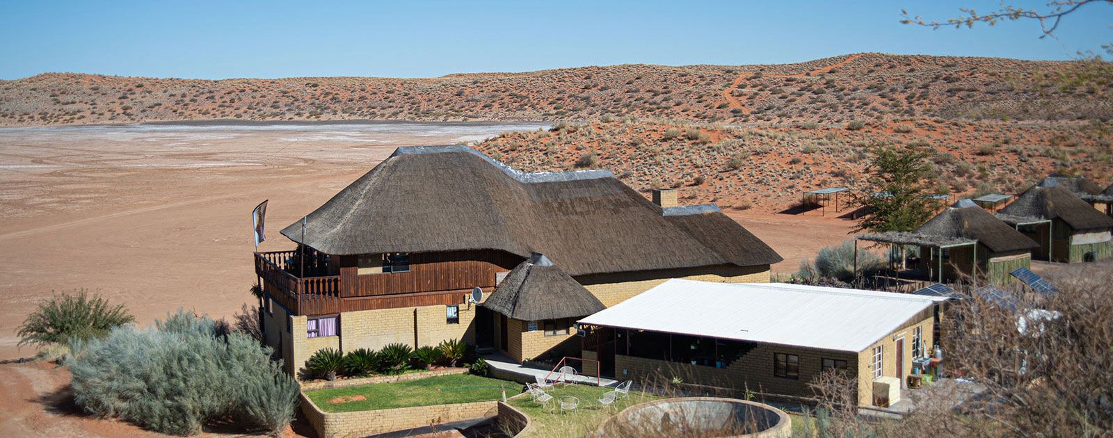 The lodge above the pan — Kalahari Goerapan Lodge
